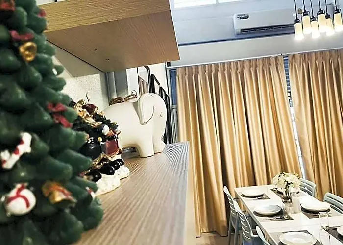 Hotel Rb5:cozyhouse 8pax,chatuchak,mrt Bangkok