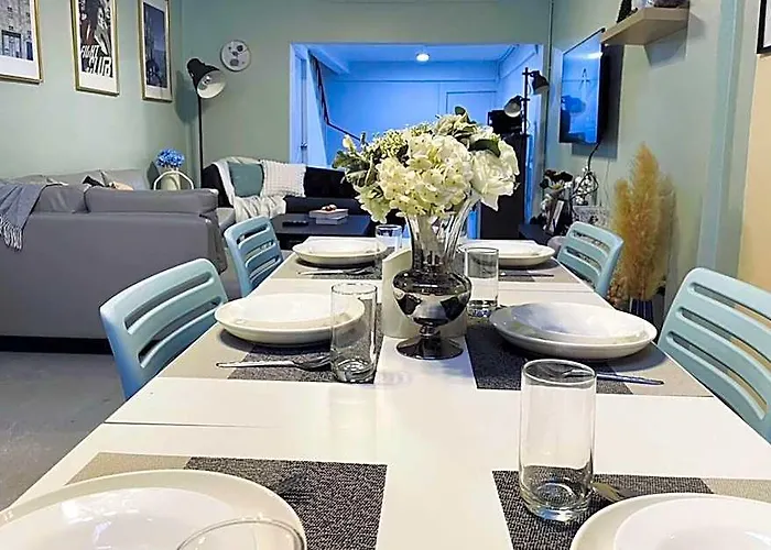 Rb5:cozyhouse 8pax,chatuchak,mrt 3*