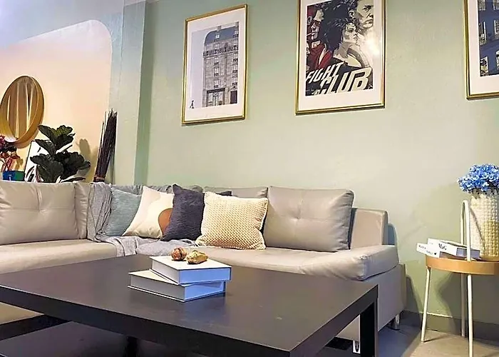 Rb5:cozyhouse 8pax,chatuchak,mrt Hotel